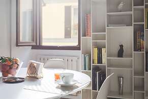 Heart Milan Apartments - Duomo Colonne