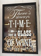 Hollicarrs Long Lane Lodge