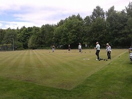 Hollicarrs Long Lane Lodge