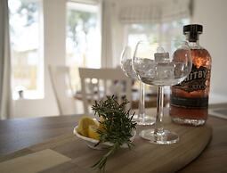 Hollicarrs Long Lane Lodge