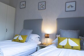 Hollicarrs Long Lane Lodge