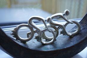 Hollicarrs Long Lane Lodge