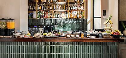 The Residence Aiolou Hotel & Spa