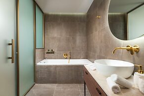 The Residence Aiolou Hotel & Spa