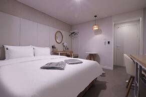 Cheongju Hotel Dictionary