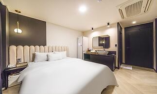 Cheongju Hotel Dictionary