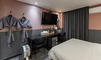 Cheongju Hotel Dictionary