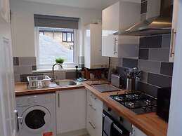 Inviting 3-bed Apartment in Southend-on-sea