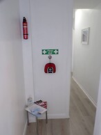 Inviting 3-bed Apartment in Southend-on-sea