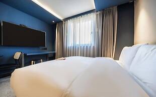 MU:TE Hotel