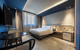 MU:TE Hotel