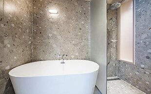 MU:TE Hotel