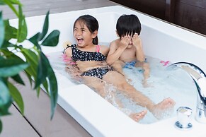 Urban Villa Resort ALOHI