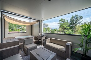 Urban Villa Resort ALOHI