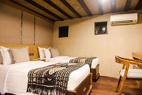 Plataran Phinisi Malayeka