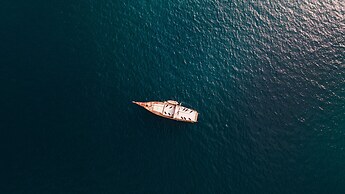 Plataran Phinisi Malayeka