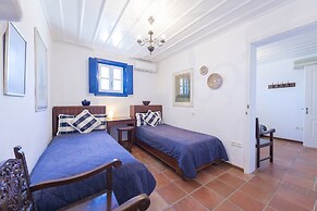 Beachfront Spetses Spectacular Fully Equipped Traditional Villa Famili