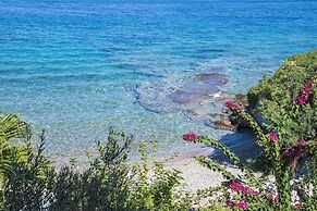 Beachfront Spetses Spectacular Fully Equipped Traditional Villa Famili