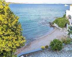 Beachfront Spetses Spectacular Fully Equipped Traditional Villa Famili