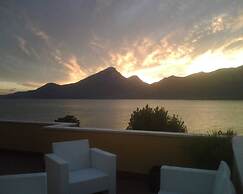 Modern Apartment With Large Terrace Malcesine