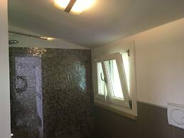 Modern Apartment With Large Terrace Malcesine