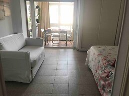 Beautiful Studio 500 Meters From the Beach