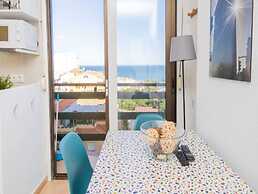 Sea Views Studio 712