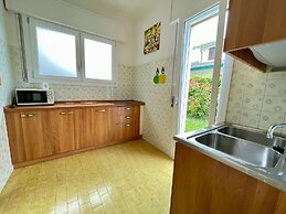 Peaceful House With Pool and Terrace