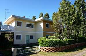 Beautiful House in a Great Location by Beahost Rentals