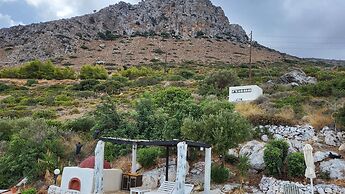 Entire Villa Full View 3 Bedrooms 3 Bathrooms 3 Kitchens