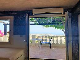 Entire Villa Full View 3 Bedrooms 3 Bathrooms 3 Kitchens