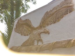 Entire Villa Full View 3 Bedrooms 3 Bathrooms 3 Kitchens