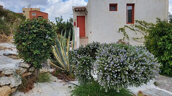 Entire Villa Full View 3 Bedrooms 3 Bathrooms 3 Kitchens