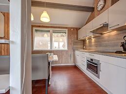 Restyled Bungalow With Dishwasher, Near Reservoir