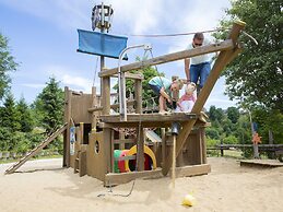 Restyled Bungalow With Dishwasher, Near Reservoir