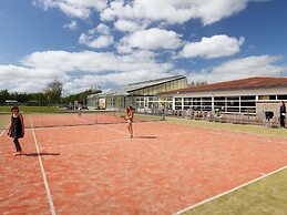 Nice Chalet With Wifi, at Just 1 km From the Beach