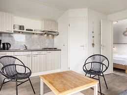 Nice Chalet With Wifi, at Just 1 km From the Beach