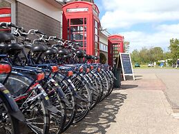 Nice Chalet With Wifi, at Just 1 km From the Beach