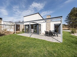 Cozy Coastal Retreat Texel