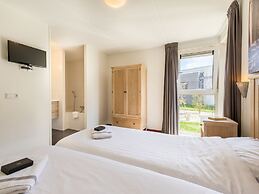 Cozy Coastal Retreat Texel