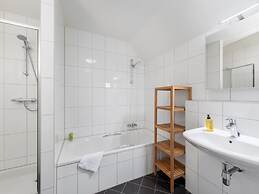 Spacious Farmhouse Near Beach