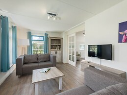 Spacious Farmhouse Near Beach