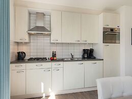 Spacious Farmhouse Near Beach