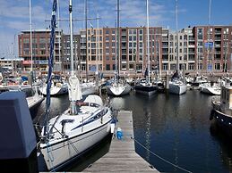 Modern Apartment, at Just 500 m. From Scheveningen