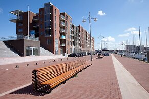 Apartment in Scheveningen by the Harbor