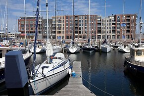 Apartment in Scheveningen by the Harbor