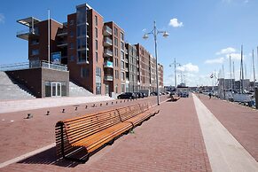 Apartment in Scheveningen by the Harbor