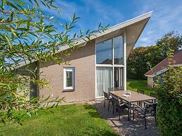Restyled Bungalow With Pool