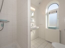 Comfy Kidsvilla Near the Beach