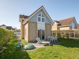 Comfy Kidsvilla Near the Beach